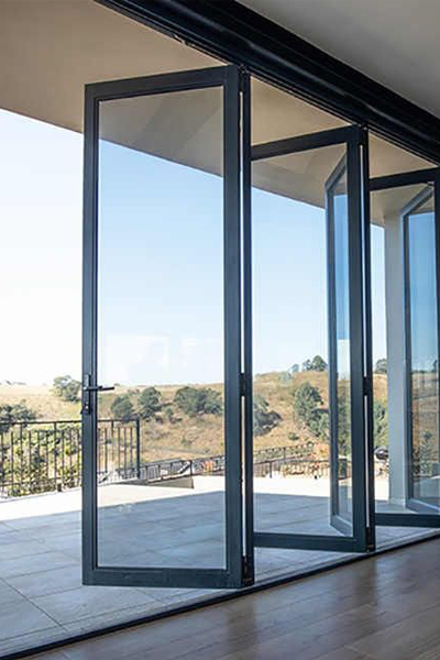 bifold door